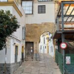 City of Caliphs: A Self-Guided Walking Tour of Córdobas History - The Starting Point: Torre de Calahorra and Puente Romano