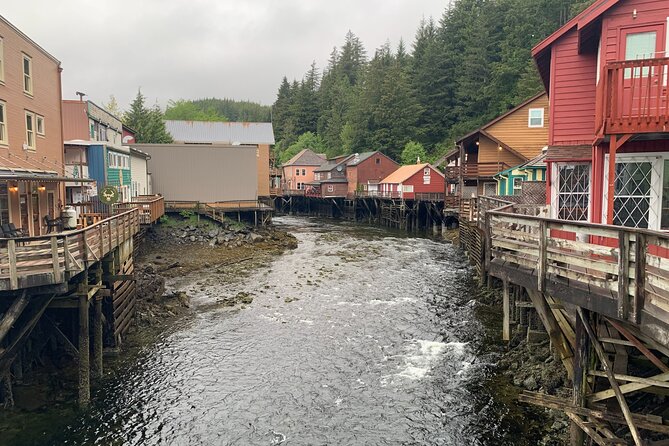 Clarke's Custom Island Tour (up to 11 guests) - What Makes Clarkes Personal Approach Stand Out