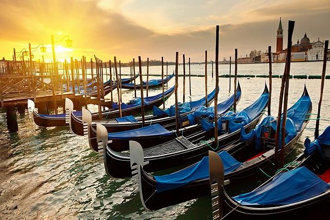 Classic 30-Minute Gondola Ride in Venice - Meeting and Boarding at the San Marco Giardinetti