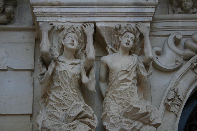 Classic guided tour of Lecce (Lecce classic tour) - Piazza del Duomo: The Religious and Civic Center