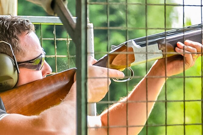 Clay Shooting Experience in Warwickshire - The Location and Meeting Point at Warwick