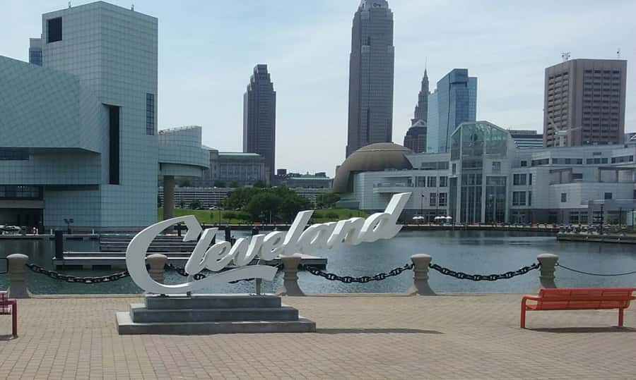 Cleveland: Private City Tour - Exploring Ohio City and Tremont Neighborhoods