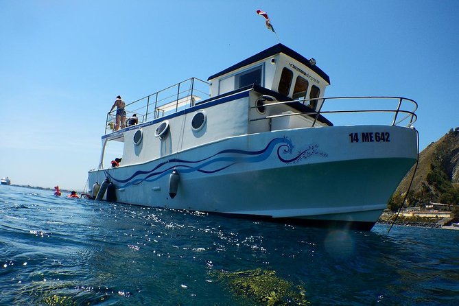 Coast to Coast from Taormina -2 HOURS MINI- CRUISE ISOLABELLA - Starting Point at Porto di Giardini Naxos