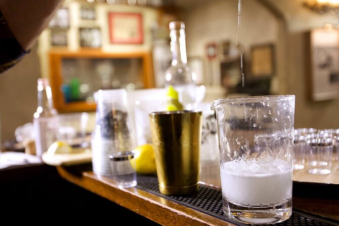 Cocktail Class in Congress Street Up - The Historic Congress Street Up Speakeasy in Savannah