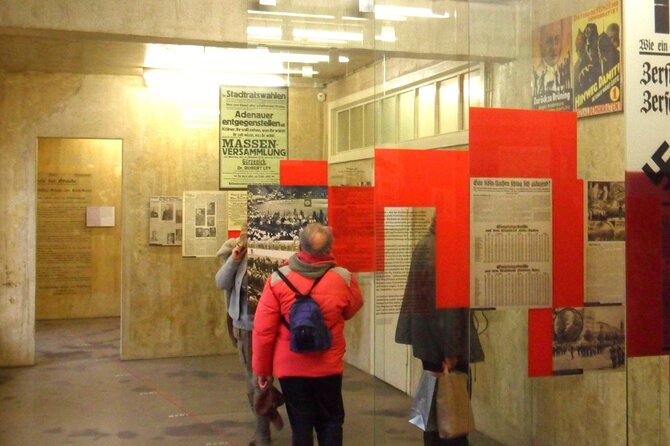 Cologne: EL-DE Haus and Old Town Private Guided Tour - Visiting the Cologne Cathedral: A Gothic Marvel