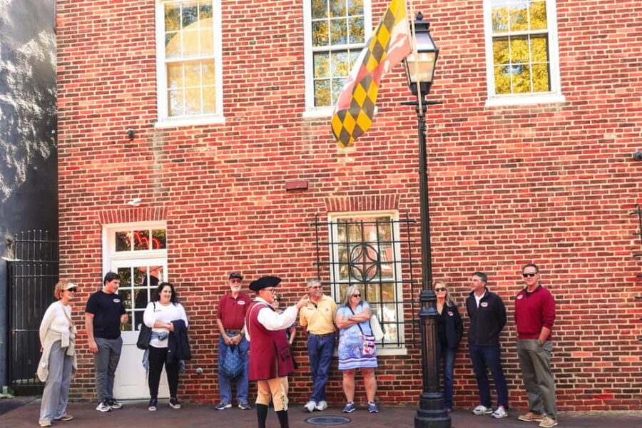 Colonial Annapolis, State House & U.S. Naval Academy Tour - Exploring Annapolis’ Historic District on Foot
