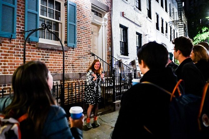 Colonial Ghosts Boos and Brews Haunted Pub Crawl - Starting Point at the Heart of Williamsburg