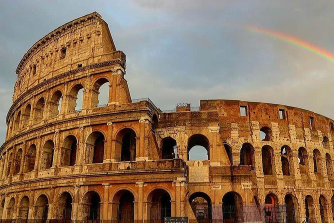 Colosseum & Ancient Rome - Private Tour - Exploring the Roman Forum with a Well-Informed Guide