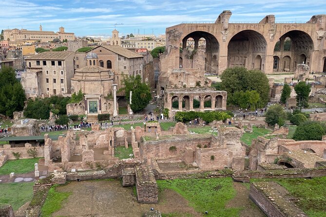 Colosseum Arena Access with Digital Audio Guide - Meeting Point and Tour Logistics in Rome’s Historic Center
