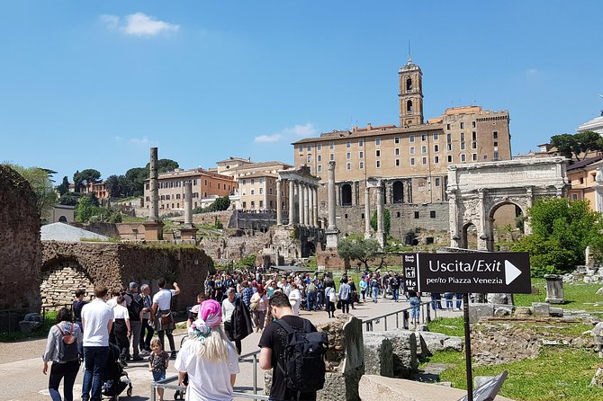 Colosseum Arena Floor, Roman Forum and Palatine Hill Guided Tour - Exploring the Roman Forum’s Ancient Ruins