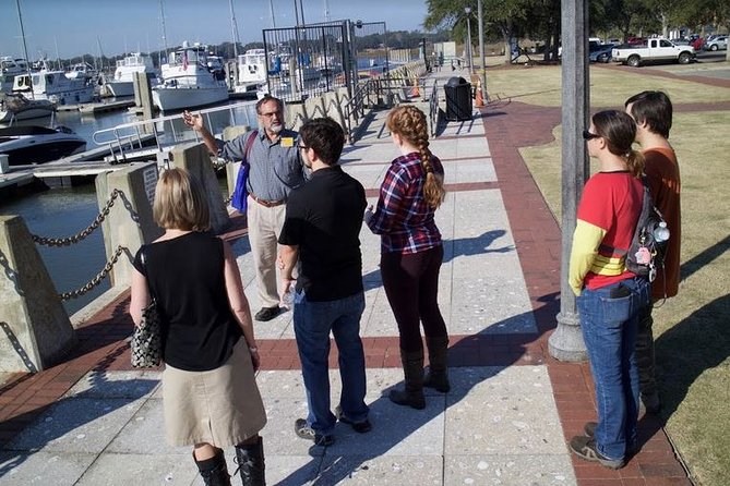 Complete History and Movie Walking Tour of Beaufort - Walking Through Beaufort’s Historic District