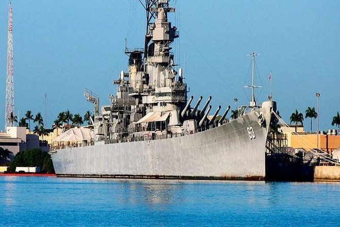 Complete Pearl Harbor Experience Tour from The Big Island - Visiting Pearl Harbor’s Historic Sites and Memorials