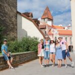 Complete Tallinn Tour: Highlights & Hidden Gems - Kadriorg Park and Its Cultural Significance