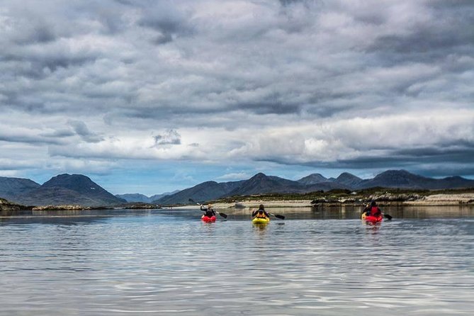 Connemara Coastal kayaking - Learning kayaking skills before heading out