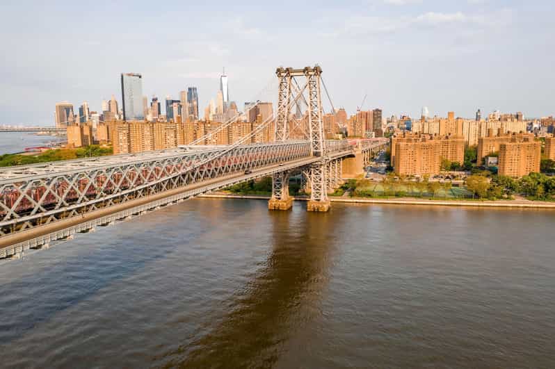 Contrasts of New York Tour - Visiting New York’s Cultural Hotspots and Iconic Neighborhoods