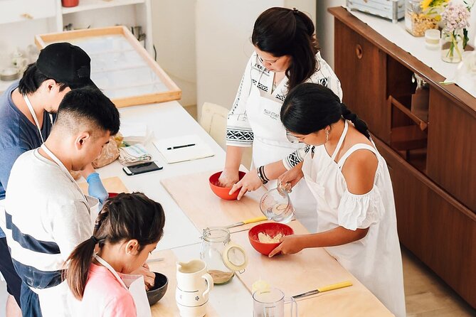 Cooking lesson in a typical house in Polignano with aperitif - Making Orecchiette: Step-by-Step in a Home Kitchen
