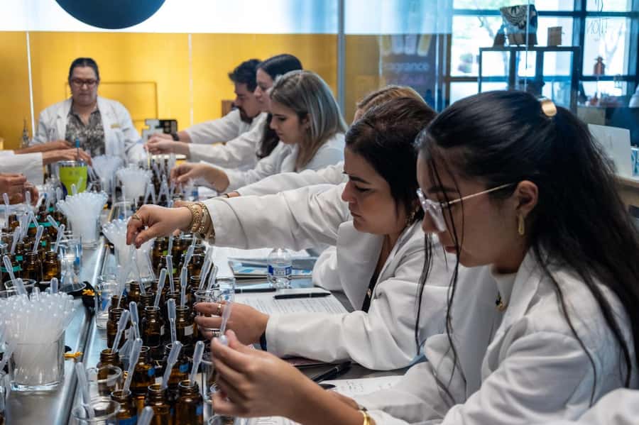 Coral Gables: Miami Perfume Making Experience - Workshop 90 - Coral Gables Location and Meeting Arrangements