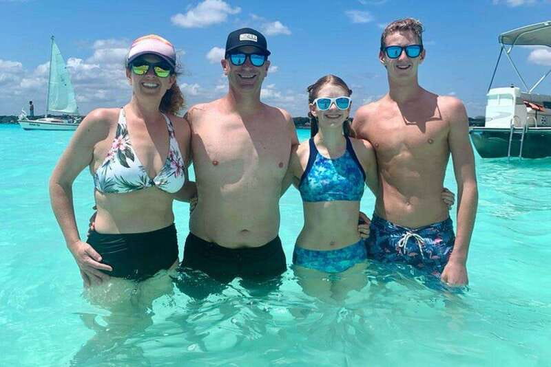 Costa Maya: Bacalar Lagoon Pontoon Boat Tour - Meeting Outside the Costa Maya Port Complex for Smooth Access