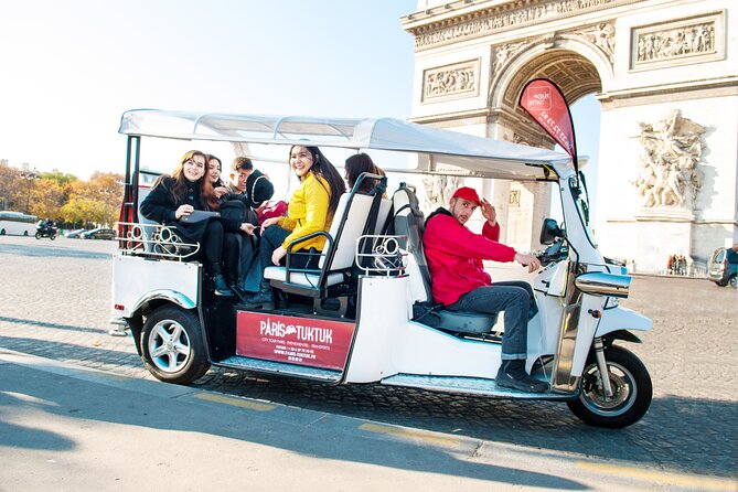 Côté Seine Tour / duration 1h30 - from 1 to 6 passengers - The Starting Point: Petit Palais and Central Paris Access