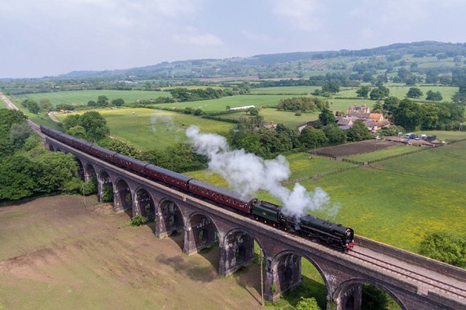 Cotswold & Shakespeare Country Tour in Executive Luxury Vehicle Private - Exploring the Cotswolds Historic Streets and Countryside