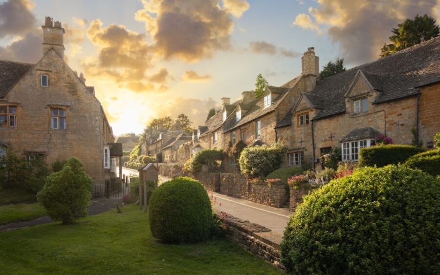 Cotswolds from London Private One-Day Tour by Car - The Convenience of Private Transport from London