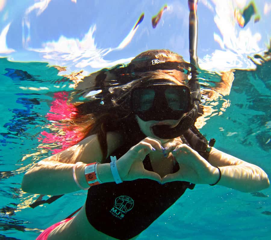 Cozumel: Chankanaab Park Admission+ Snorkel+ Welcome drink - Whats Included in the Snorkeling and Park Entry Package?
