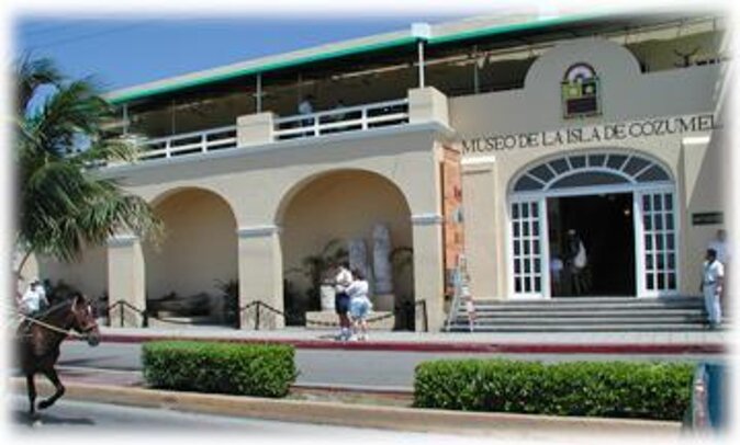 Cozumel History Walking Tour - Exploring Cozumel’s Landmarks and Monuments