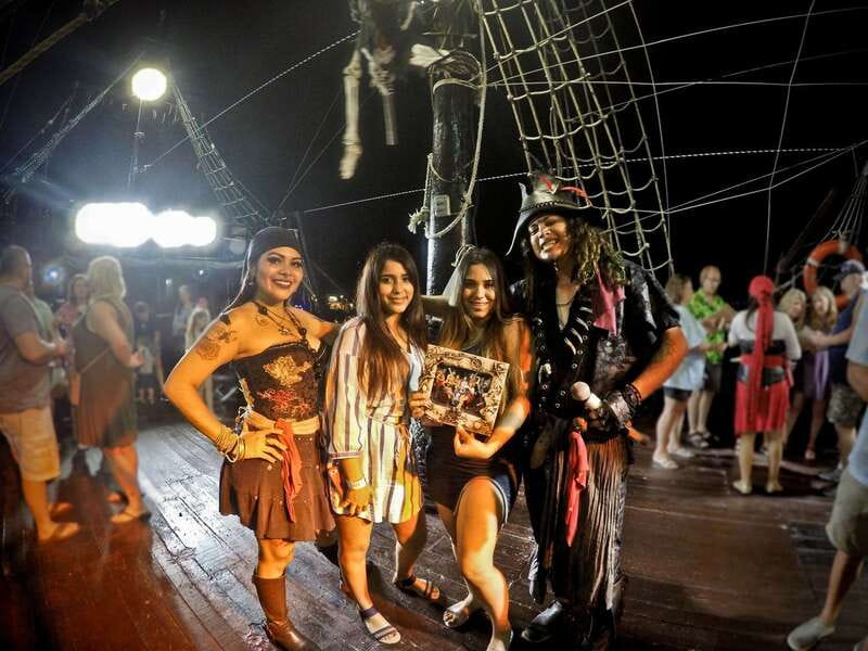 Cozumel: Pirate Ship Cruise with Open Bar, Dinner, and Show - How the Show Brings the Pirates to Life