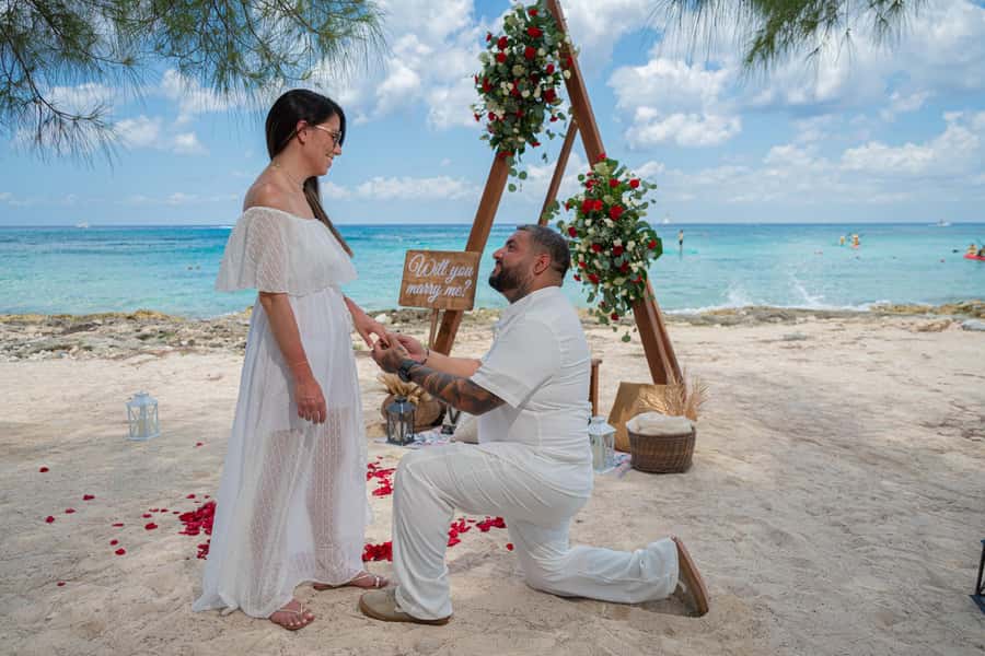 Cozumel: Private Beach Proposal with All-Inclusive Package - How the Private Proposal Scene is Crafted at Playa Uvas