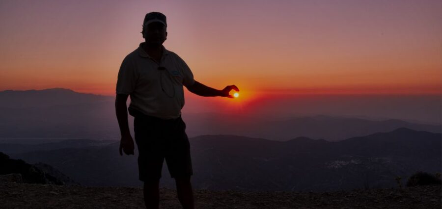 Crete: Land Rover Safari with Sunset Viewing, Dinner, & Wine - Sunset Viewing with Sparkling Wine and Fresh Fruits