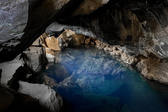Cruise Tour Godafoss and Myvatn Lake and Dettifoss Small Group - Visiting Godafoss: The Waterfall of the Gods