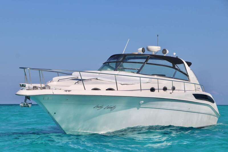 Cruising paradise in a luxury yacht in Cancun - The Luxury Yacht Experience in Cancun’s Crystal Waters