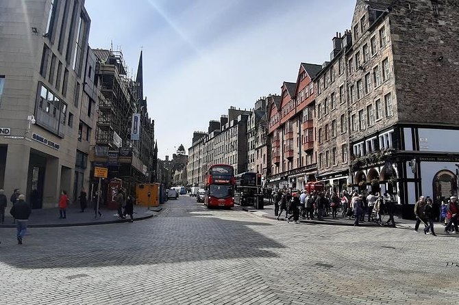 Curious Tales of the Royal Mile - Private Walking Tour - Curious Tales of Edinburgh in a Nutshell