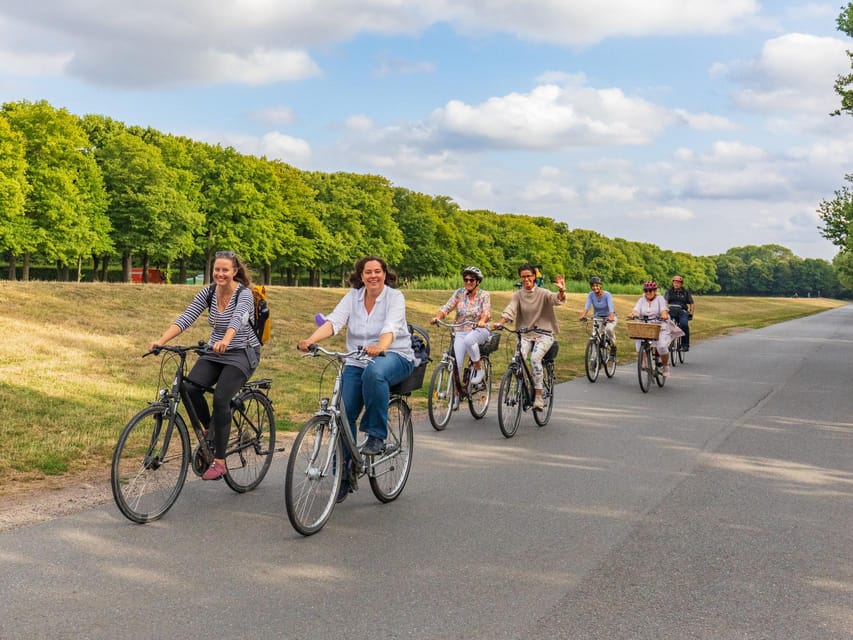 Cycling tour through the green Hannover - Exploring the Herrenhausen Gardens and Surroundings