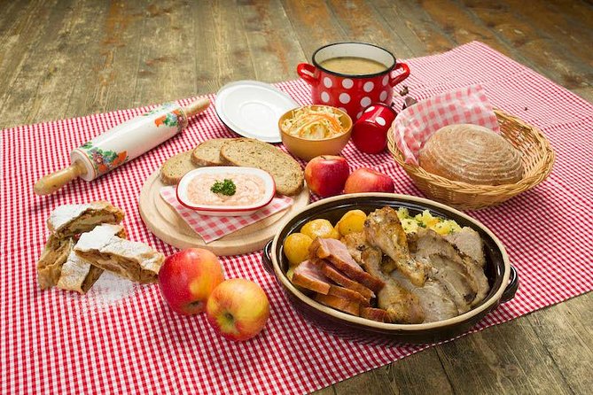 Czech Traditional Folklore Show including Dinner and Transport - What to Expect from the Czech Folkloric Performance