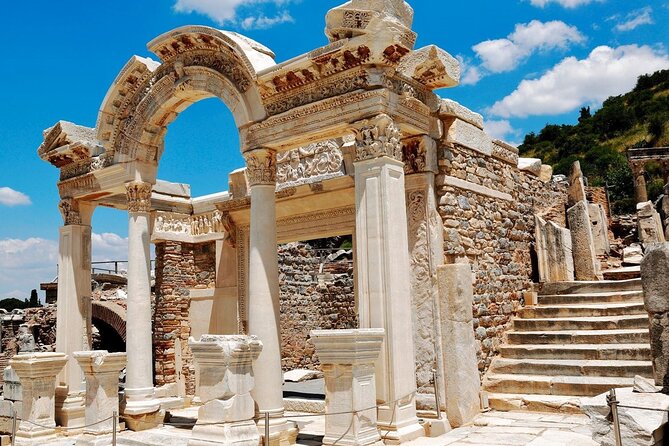 Daily Ephesus & Virgin Mary House Tour from Izmir - Visiting the House of Virgin Mary: A Spiritual Connection