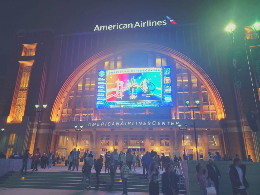 Dallas: Dallas Mavericks Basketball Game Ticket - Dallas Mavericks NBA Game at American Airlines Center