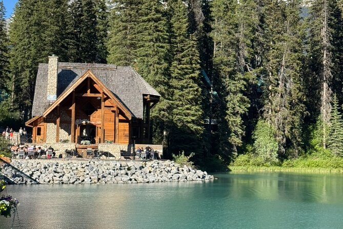Day Trip to Takakkaw Falls Emerald Lake Natural Bridge Banff - Relax at Emerald Lake’s Stunning Green Waters