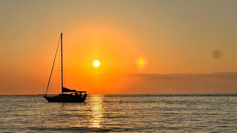 Daytona Beach: Sunrise Cruise on the Atlantic Ocean - Setting Sail at Daytona Beach for a Sunrise Experience