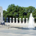 DC Monuments: Small Groups, Big Ideas Walking Tour - Visiting the National World War II Memorial