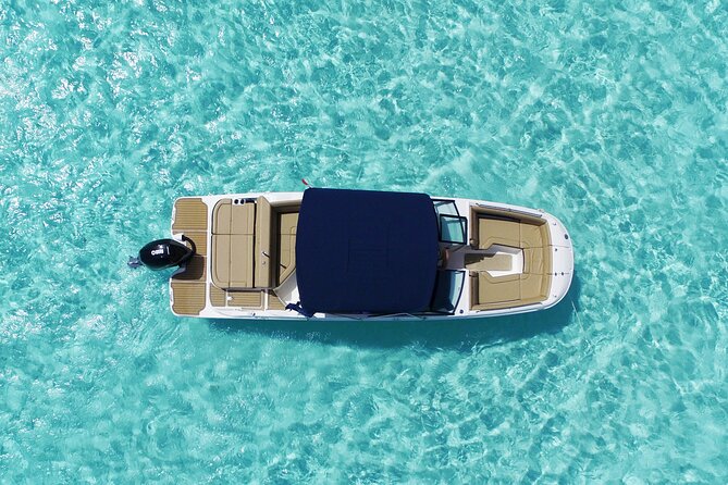 Deluxe Private Boats - 27 ft Sea Ray - Flexible Route Customized by the Captain Based on Weather