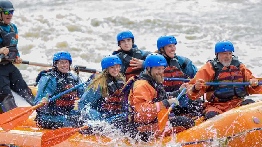 Denali, Alaska: Canyon Wave Raft Class III-IV Paddle/Oar - Starting Point and Pickup Locations in Denali
