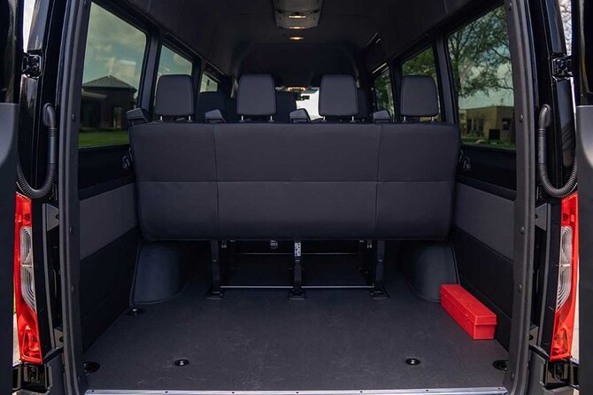 Departure from New Orleans to New Orleans MSY or Port by Minibus - Luxury Vehicles and Professional Chauffeurs