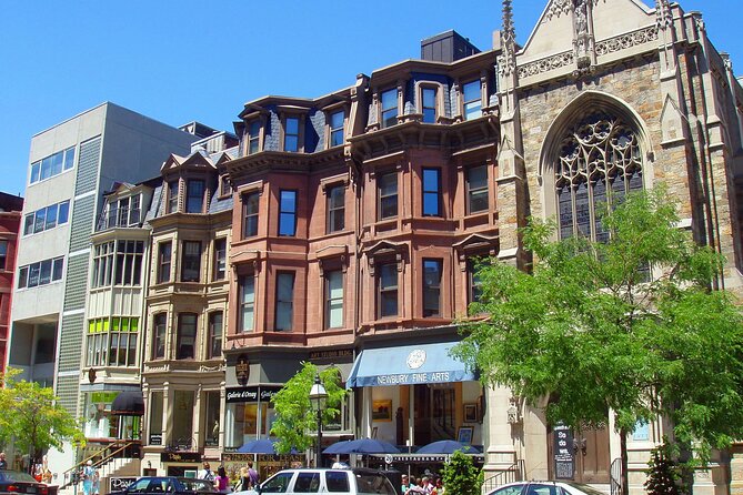 Departure Transfer: Boston to Boston Airport BOS by Business Car - The Services Focus on Cleanliness and Safety