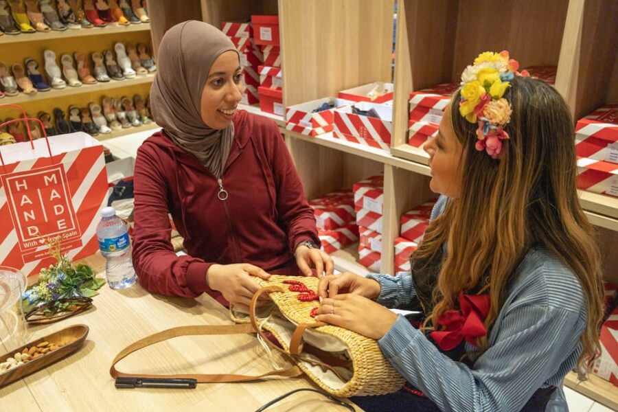 Design and Craft a Raffia Bag in Valencia - Meet the Expert Artisan at the Handmade Shop in Valencia