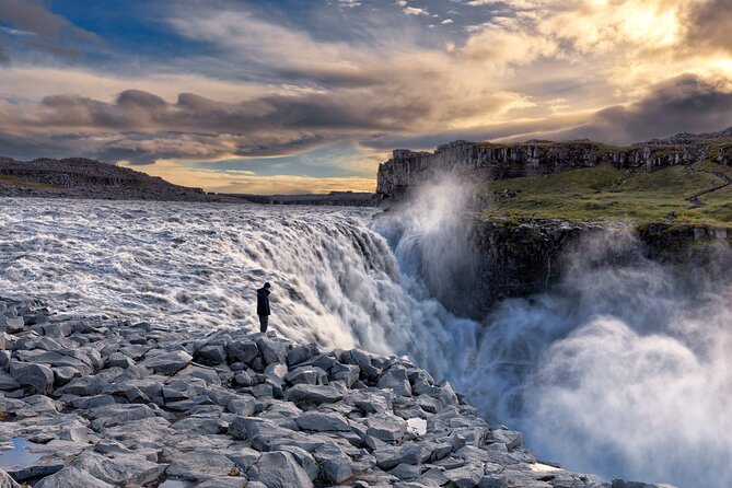 Dettifoss Waterfall, Asbyrgi and Lake Myvatn Tour from Husavík - Ásbyrgi: Norse Mythology Meets Natural Beauty