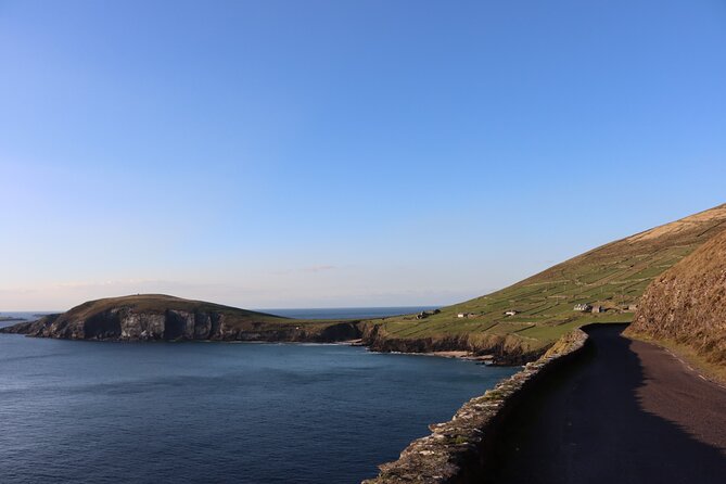 Dingle: Slea Head Drive Tour Full Day - Personal Chauffeur Guide - Iconic Stops at Dingle Harbour, Eask Tower, and Burnham Headland