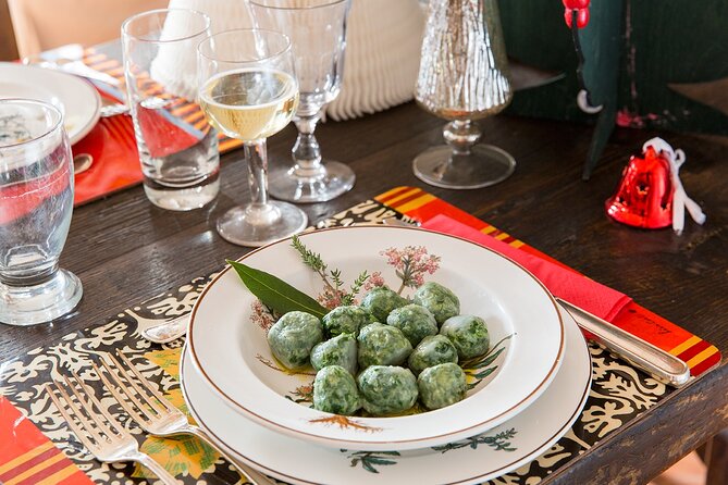 Dining experience at a local's home in Pozzallo with cooking demo - Preparing Three Classic Sicilian Recipes at a Home Kitchen