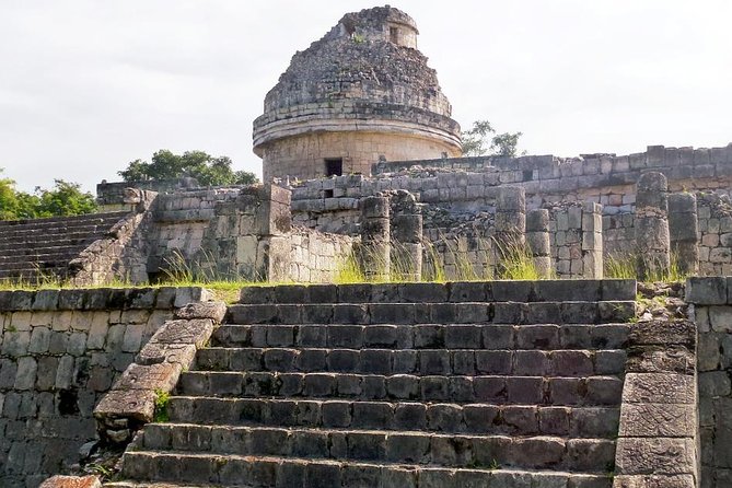 Discover Chichen Itza Ruins: Delicious Buffet & Swim in 2 Cenotes - Visiting Chichen Itza: The Iconic Mayan Site