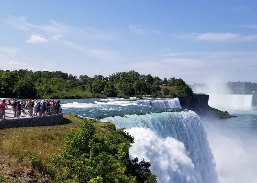 Discover Niagara Falls One-Day Adventure from New Jersey - How the Tour Begins at Union City, New Jersey